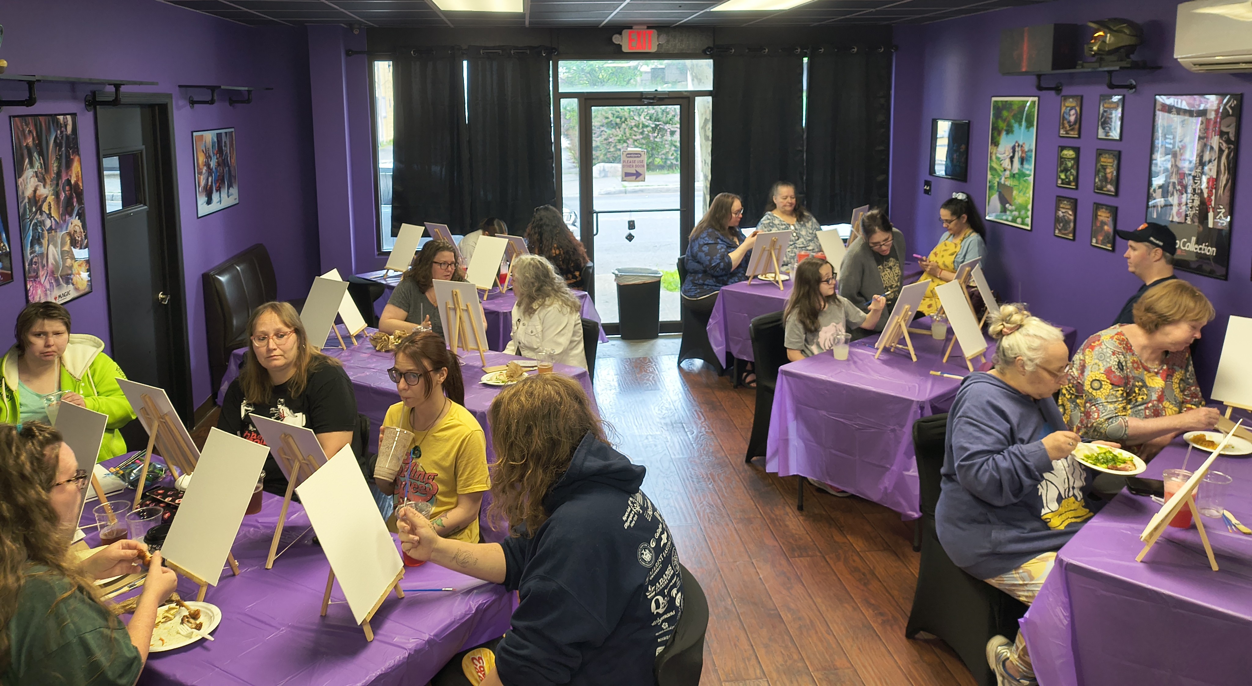 Paint and Snack community event at Nerdateria