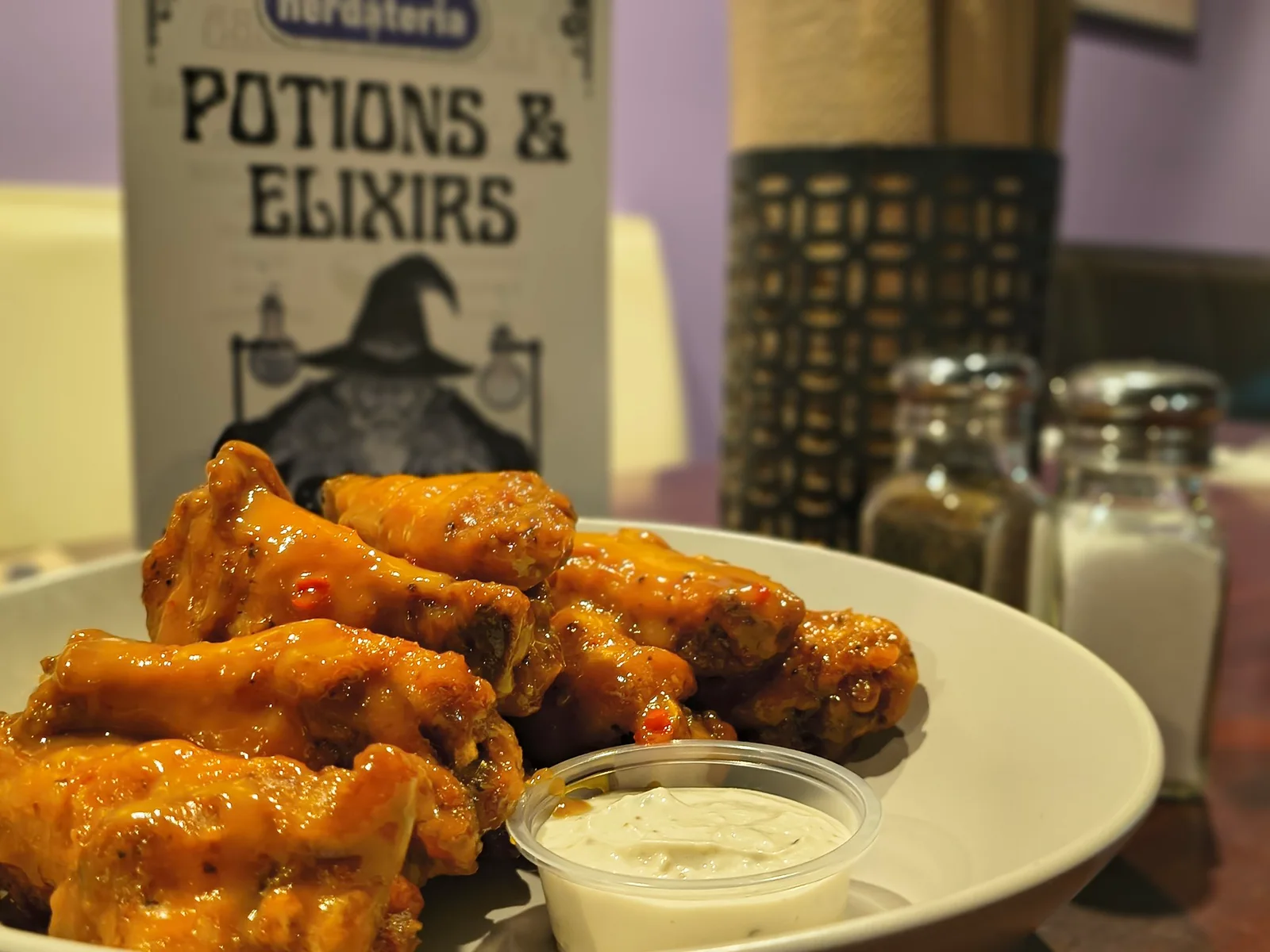Nerdateria Legendary Wings — Half-Price every Sunday